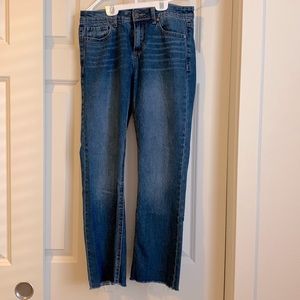 Dip Raw Hem Mom Jean